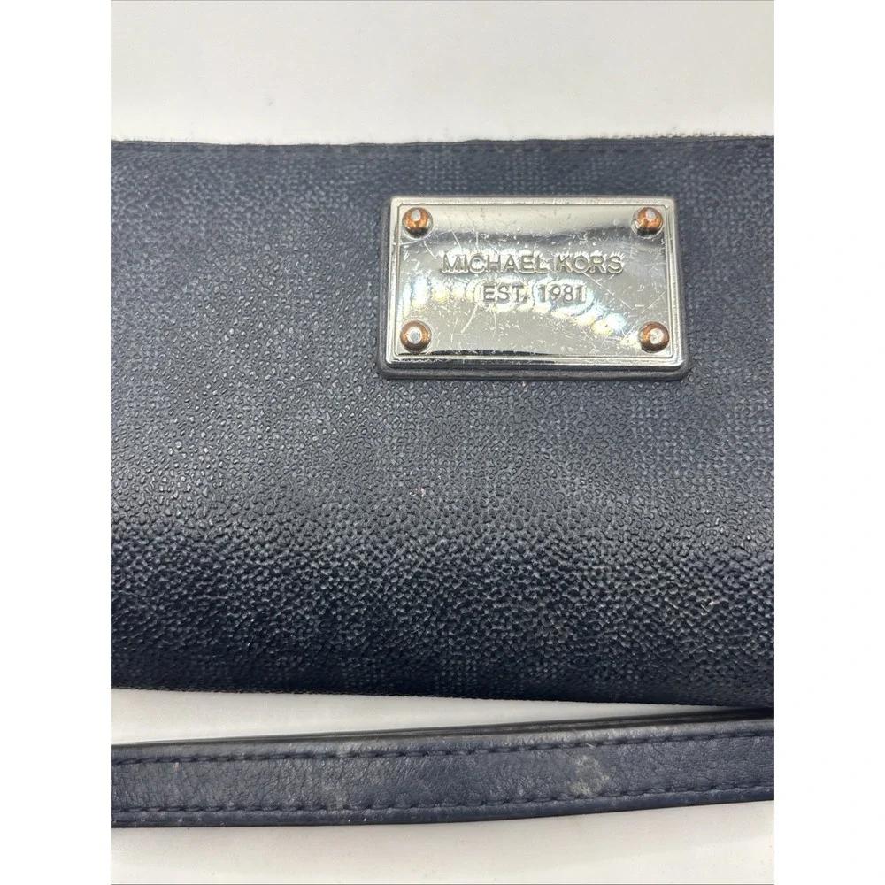 Michael Kors full zip leather wallet blue